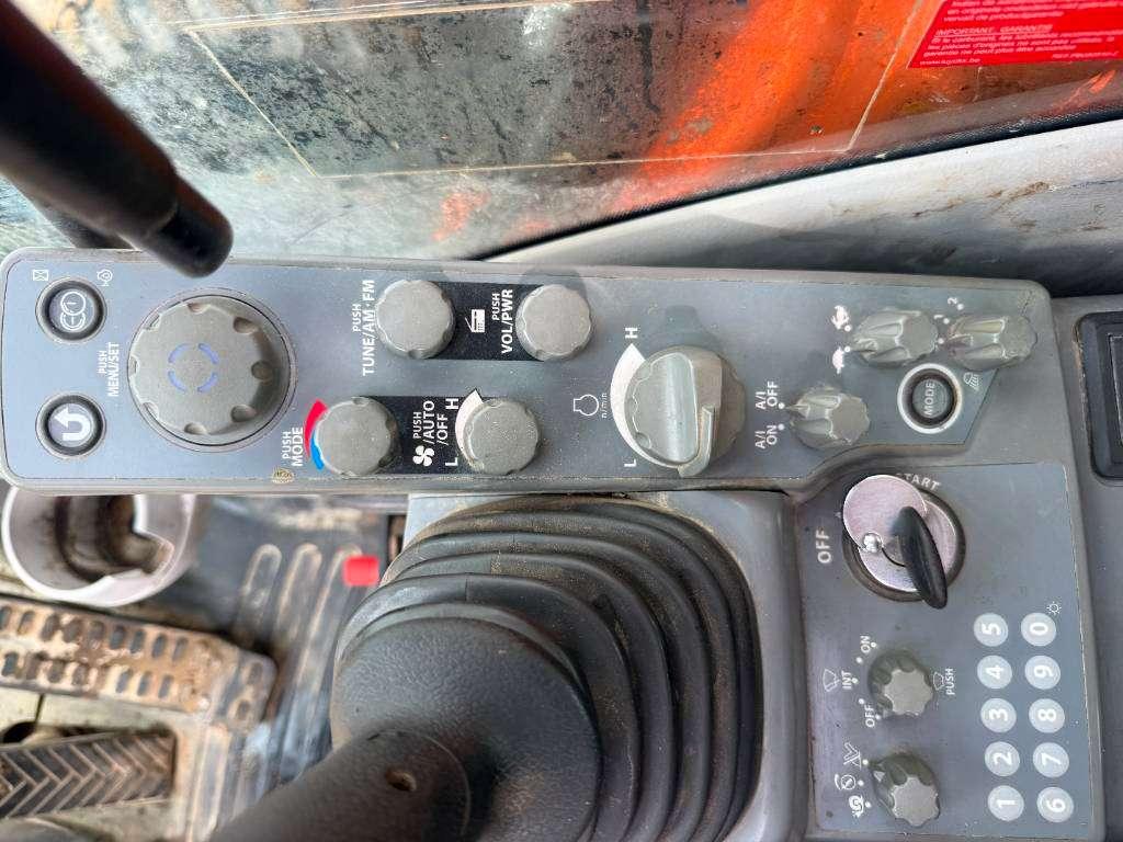 Hitachi ZX140W-6 - Blade / Triple Boom / Auto Greasing Photo 12