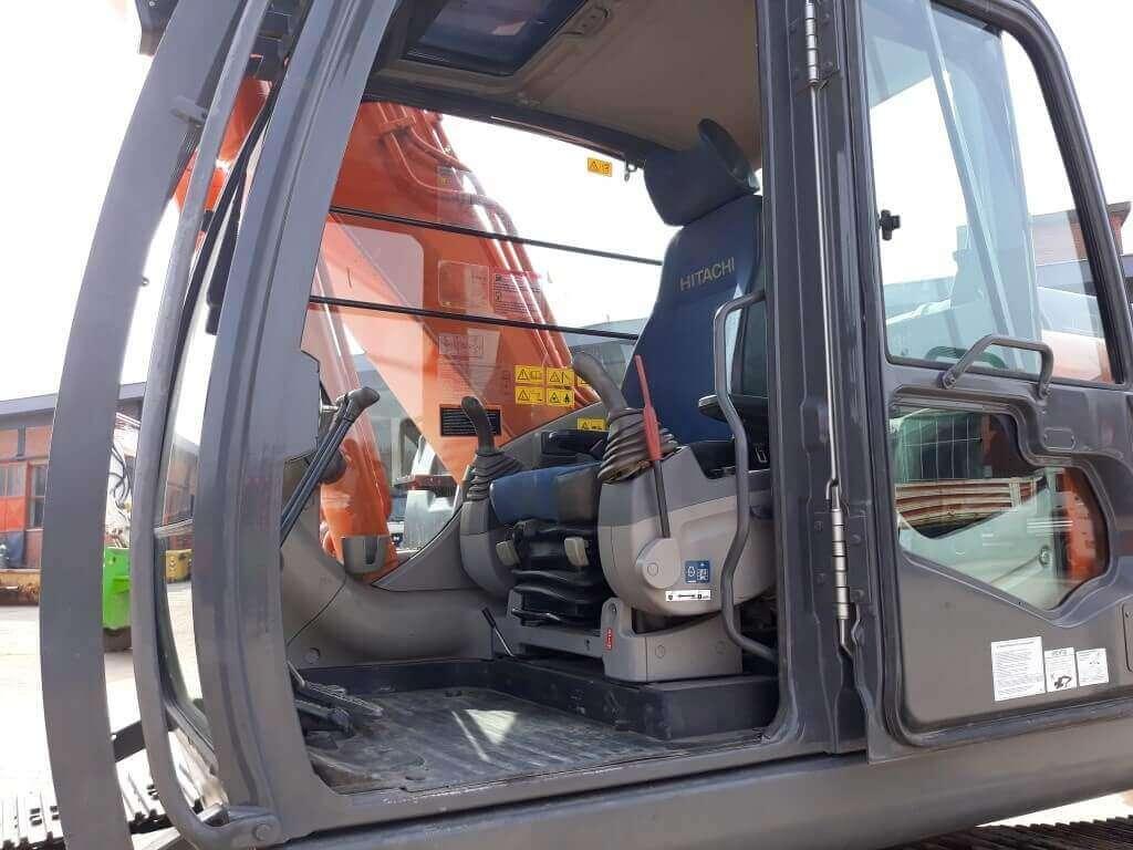 Hitachi ZX250LCN -3 SLF Photo 7