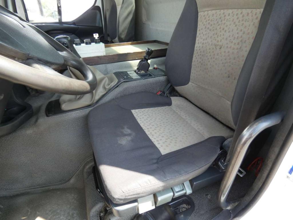 Renault KERAX 480 Photo 9