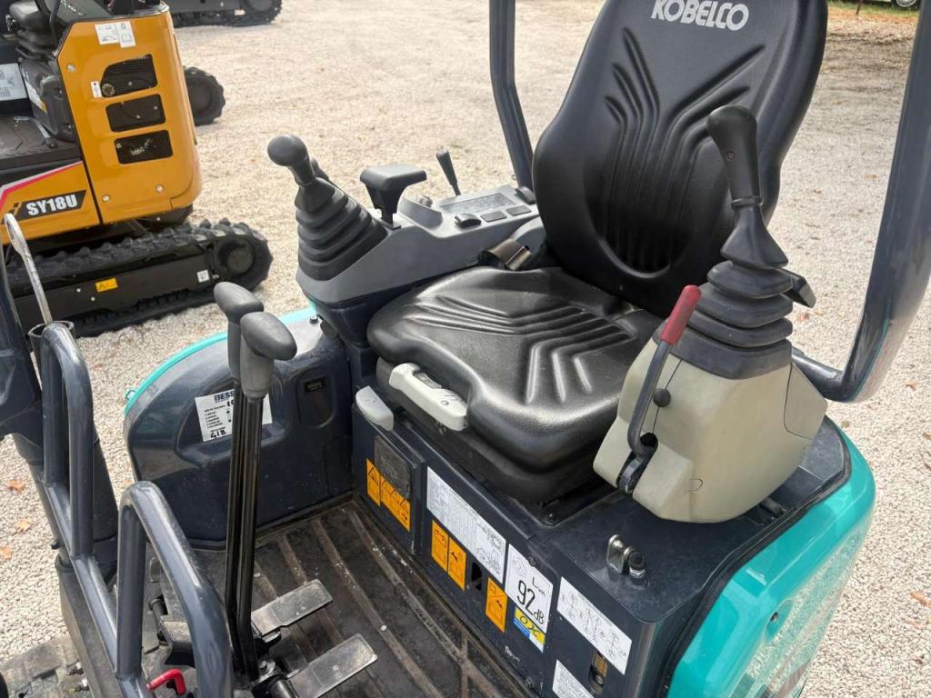 Kobelco SK17SR-3 Photo 5