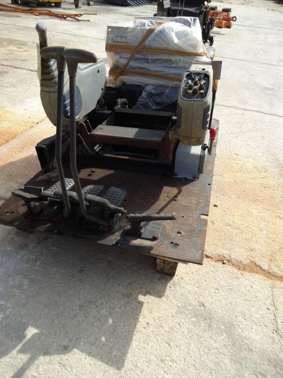Control console / Control platform for Fiat Hitachi EX215 Photo 2