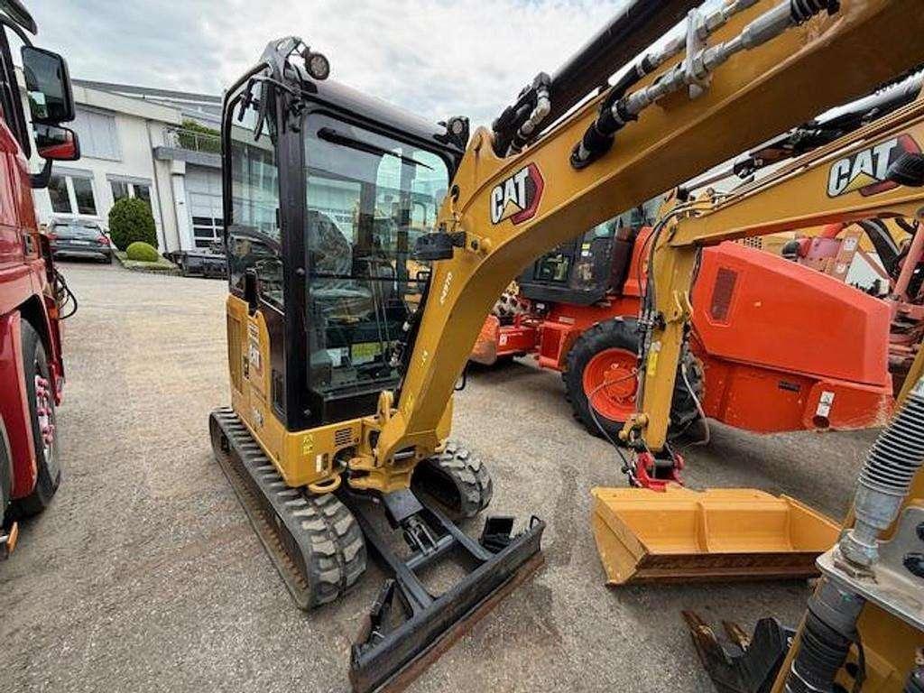 Caterpillar 302-05 Photo 3