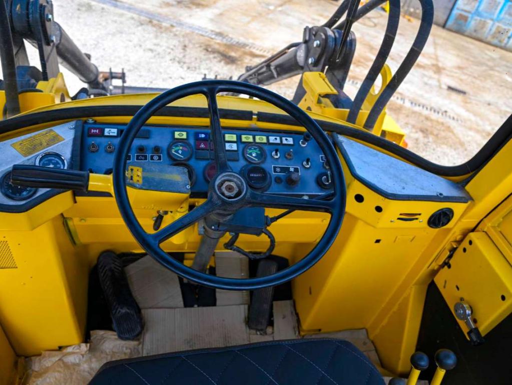 Volvo 4300 Photo 25