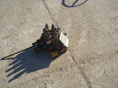 Hydraulic distributor for Benfra 215 sold by OLM 90 Srl