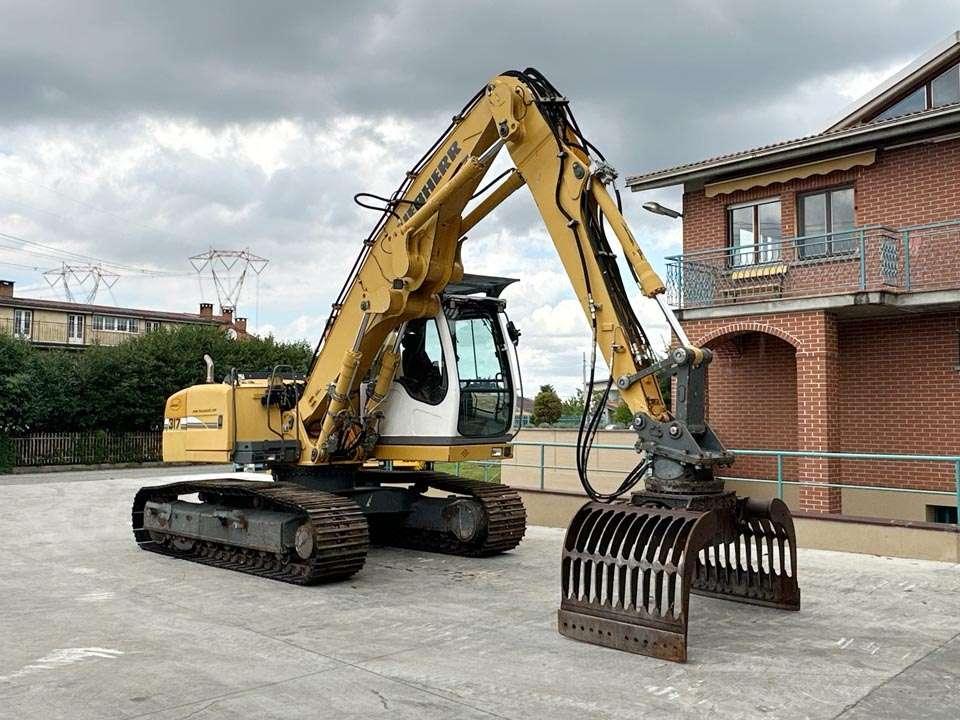 Liebherr R317 Litronic Photo 19