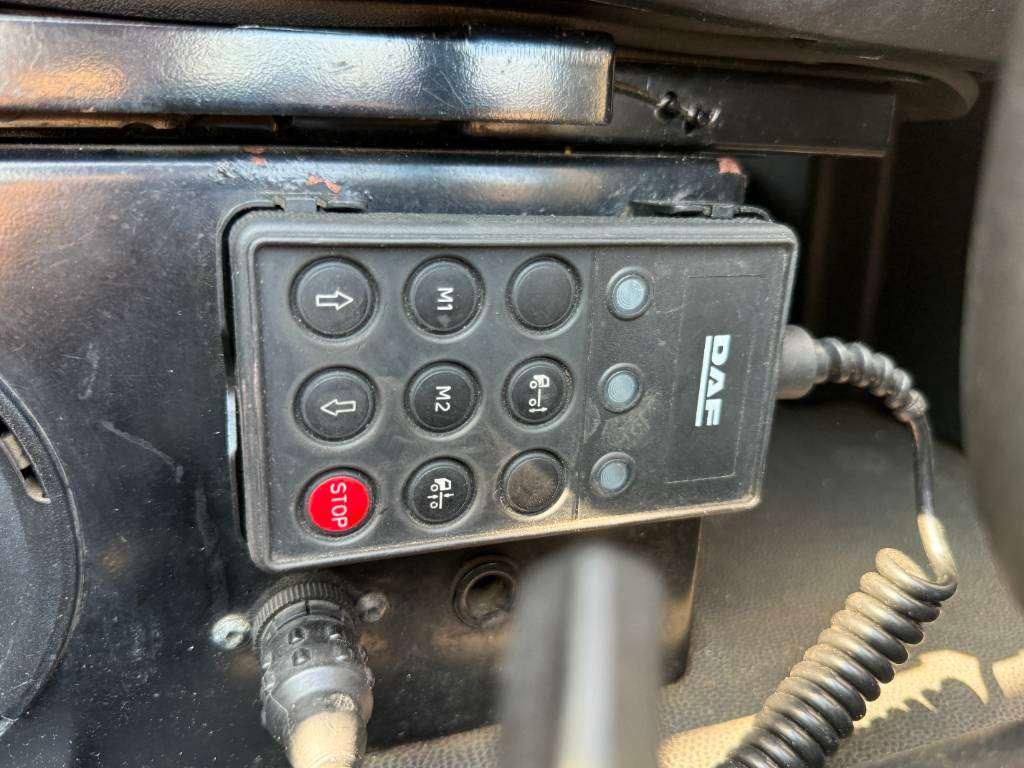 Daf XF105.410 - Dutch Truck / Automatic Gearbox Photo 16