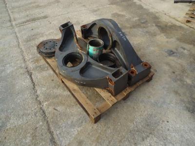 Rear axle support for Hitachi ZW310 sold by OLM 90 Srl