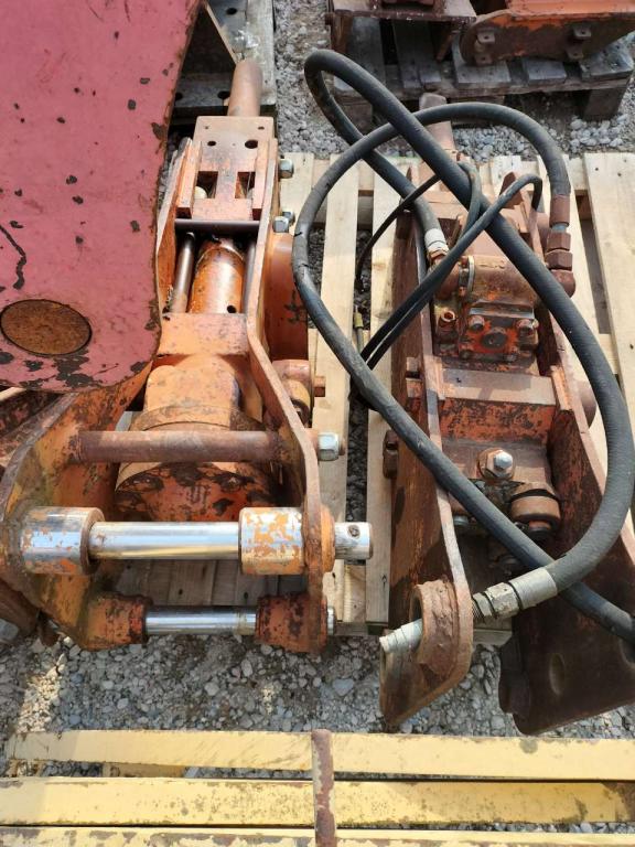 Hydraulic hammer Photo 2