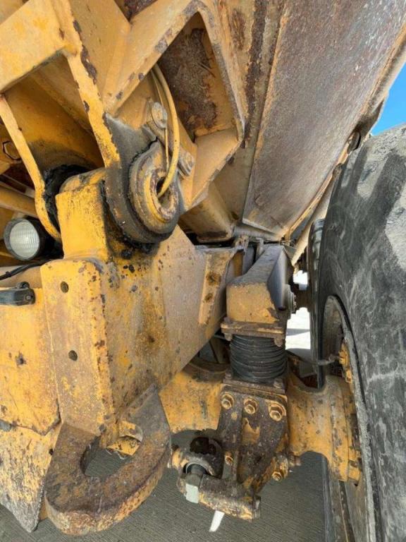 Volvo A25C 6x6 Photo 16