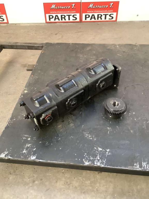 POMPA IDRAULICA HYDRECO TRIPLA 221601 Hydraulic pump Photo 1
