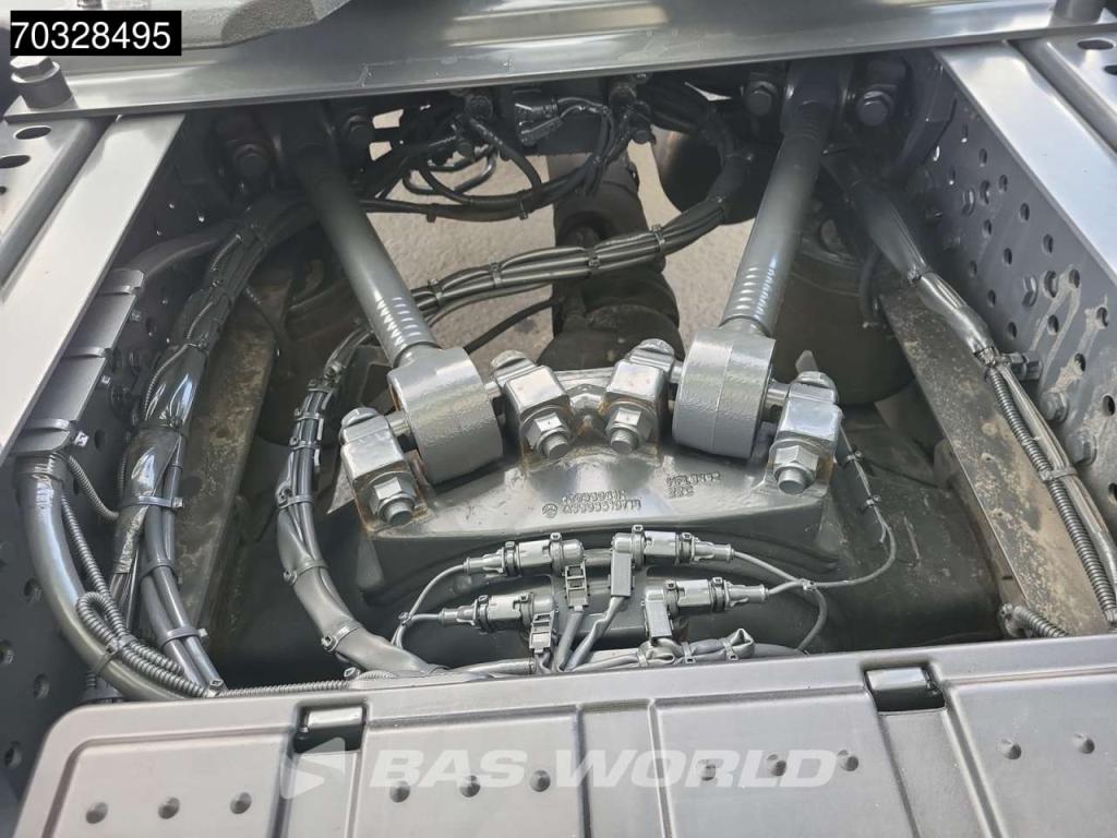 Mercedes-Benz Actros 1845 4X2 Retarder Standklima ACC Navi Photo 15