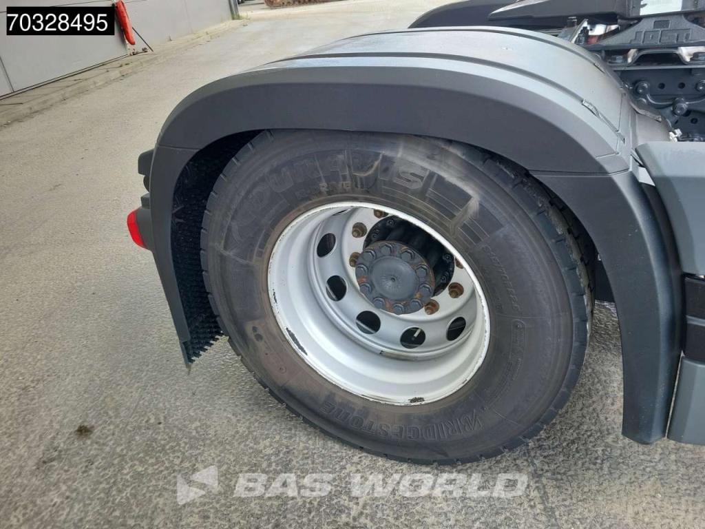 Mercedes-Benz Actros 1845 4X2 Retarder Standklima ACC Navi Photo 17