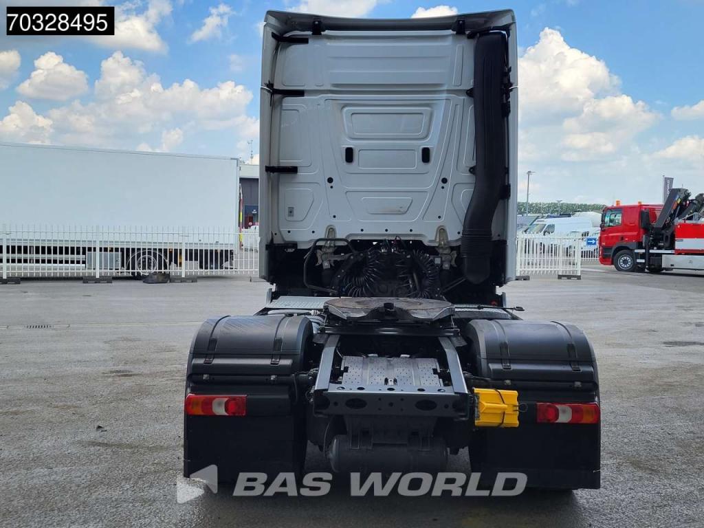 Mercedes-Benz Actros 1845 4X2 Retarder Standklima ACC Navi Photo 3