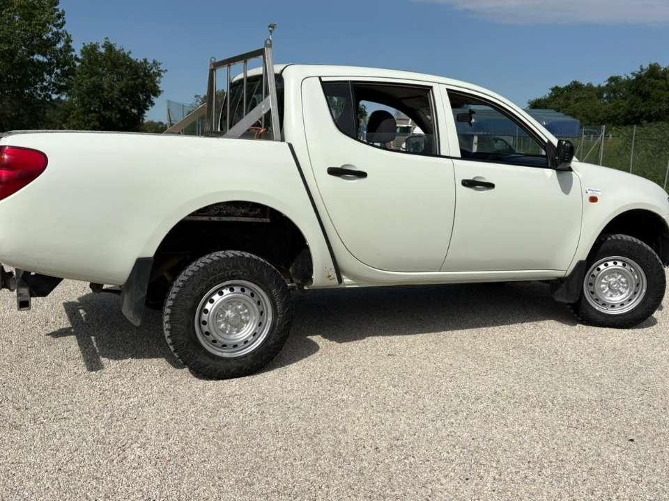 Mitsubishi L200 4X4 MANUALE Photo 11