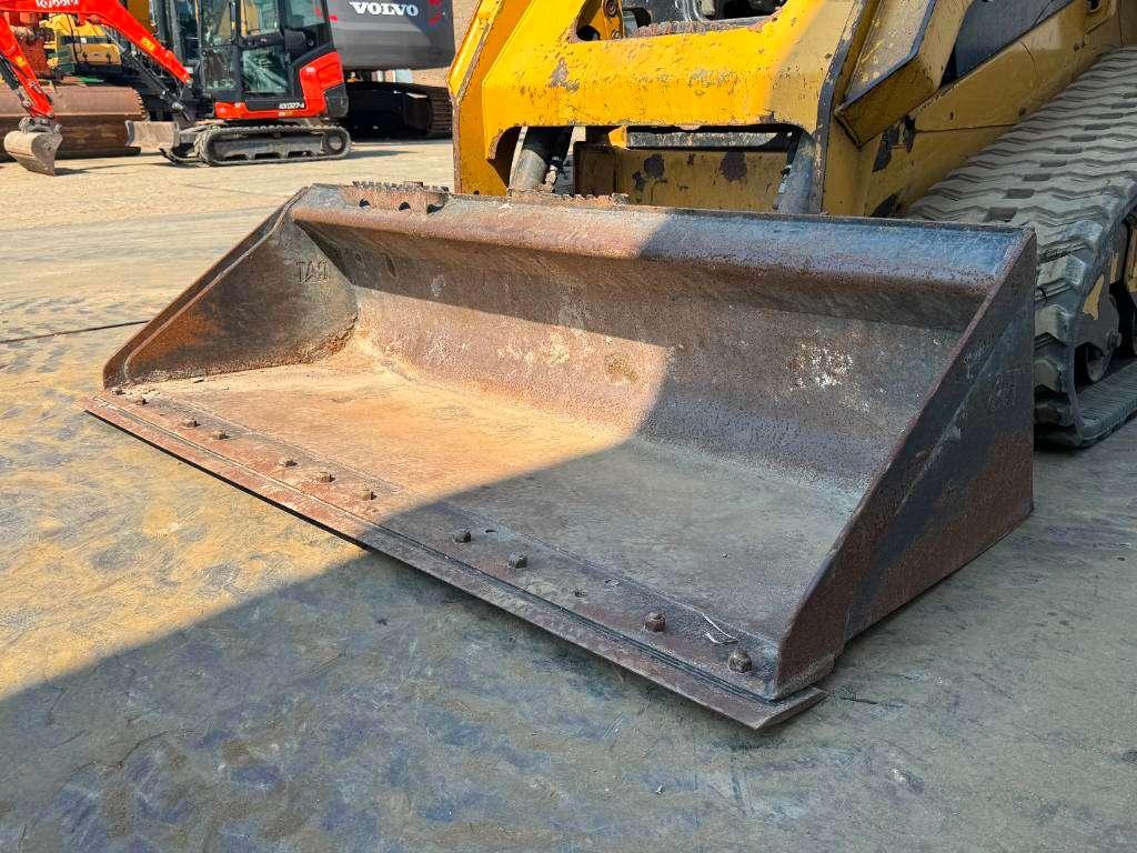 Caterpillar 259D - Two-Speed Compact Track Loader Photo 14