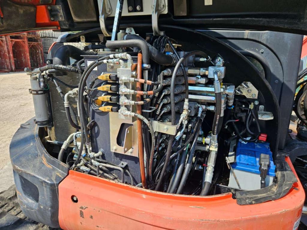 Kubota U55-4 Photo 11
