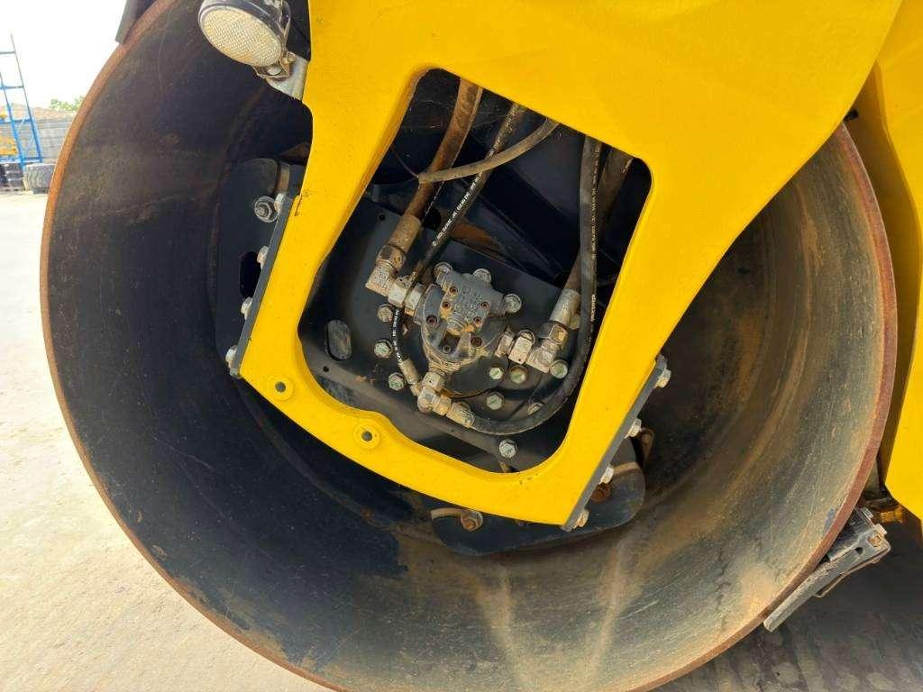Bomag BW141 AD-5 Photo 15