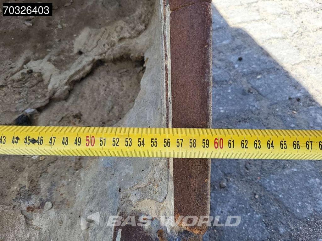 Komatsu PC210 LC-11 Photo 21