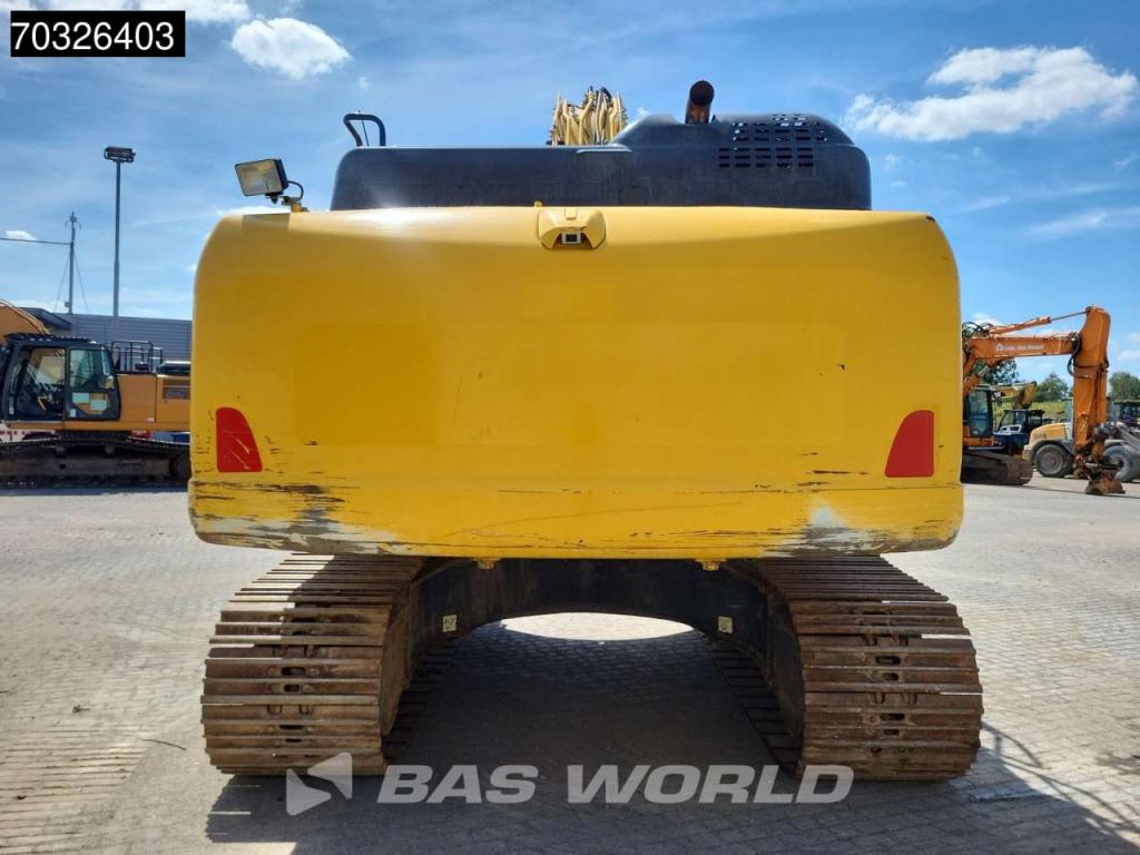 Komatsu PC210 LC-11 Photo 3