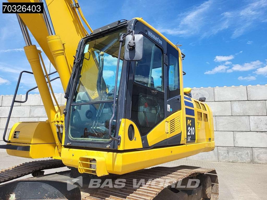Komatsu PC210 LC-11 Photo 8