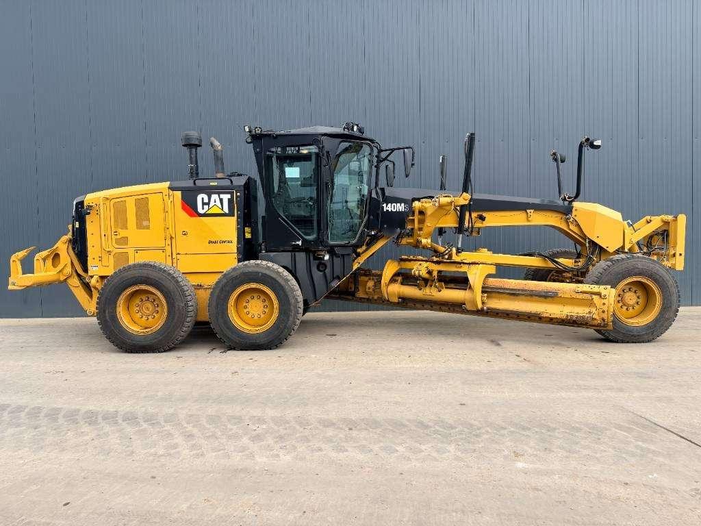 Caterpillar 140M3 Photo 28