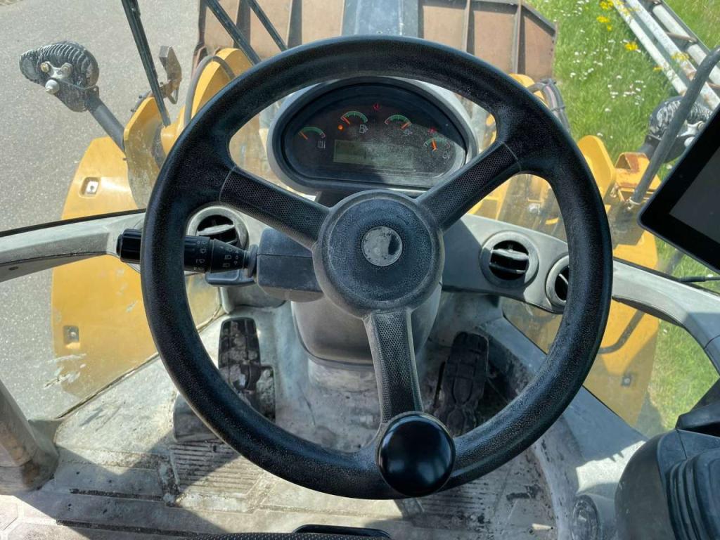 Caterpillar 930M Photo 17