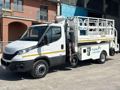 Iveco DAILY 70-180 TUNLIFT 737-500 4x2 sold by Massucco T. Srl