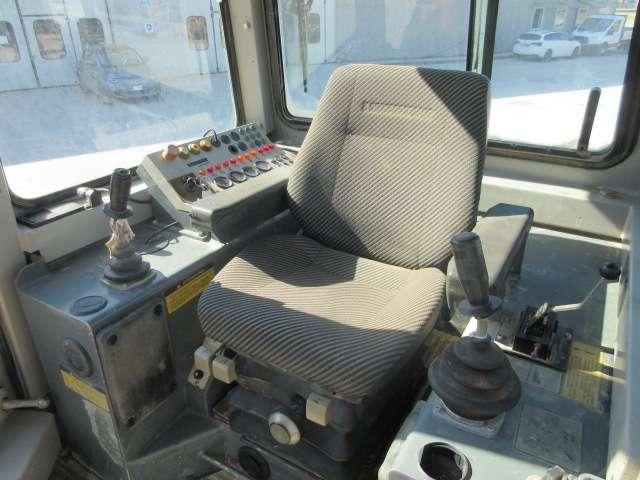 Liebherr PR732 BL Photo 16