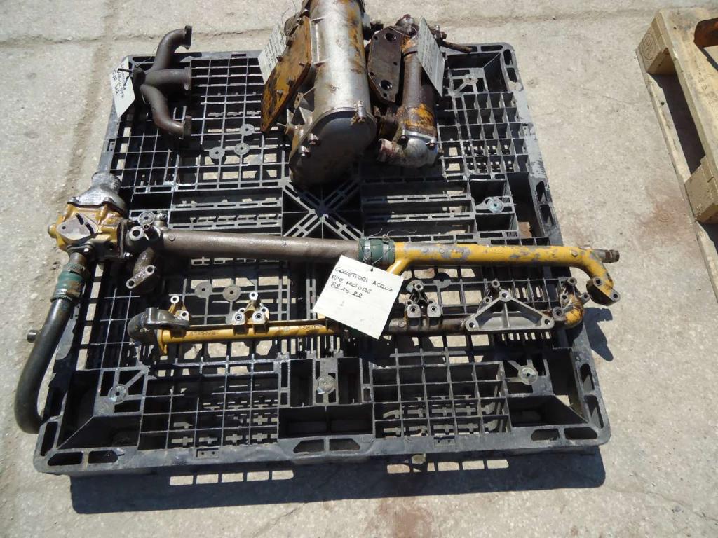 Engine cooling water pipes for Motore 8215.22 Photo 2