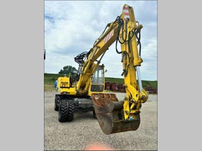 Liebherr A900C sold by Deal Di Balliu Mentor & c. Sas
