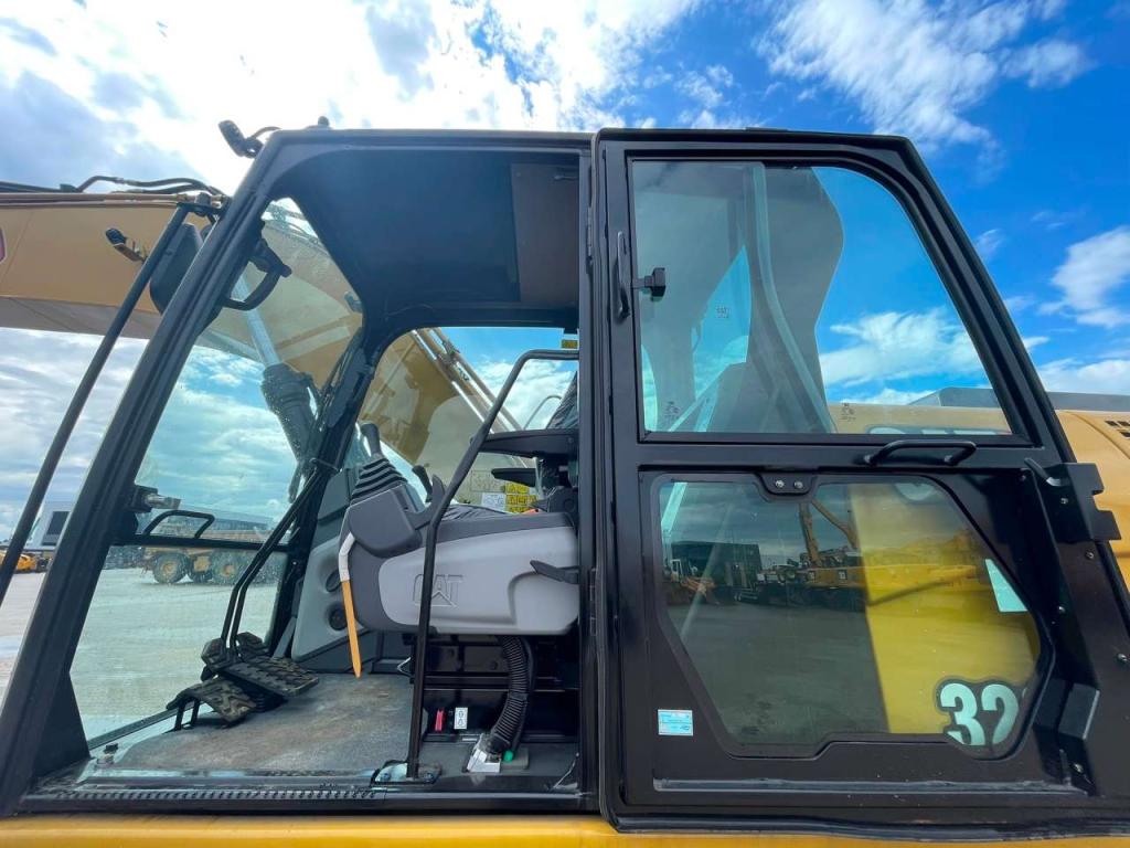 Caterpillar 320D3 GC Photo 20