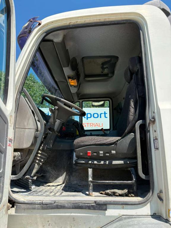 Astra HD7 84.45 4 assi 8x4 Photo 10