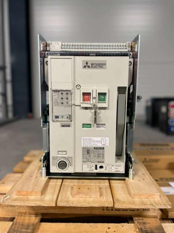 Mitsubishi Circuit breaker 1000A - AE1000-SW 3P - DPX-12648 Photo 1