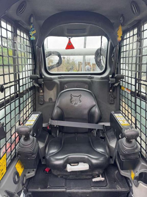 Bobcat T770 Photo 5