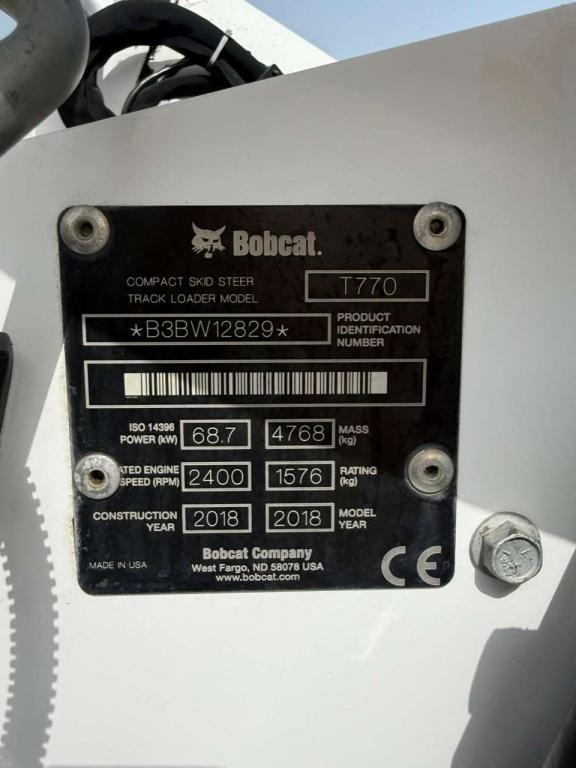 Bobcat T770 Photo 16