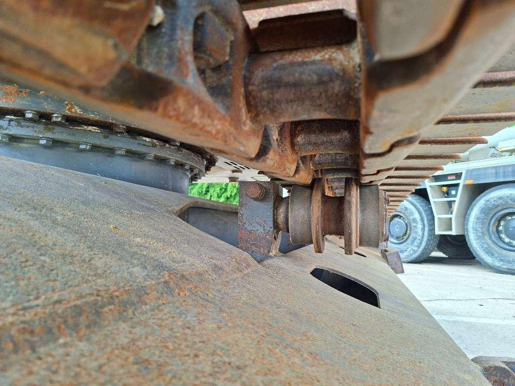 Volvo ECR 235 EL (+3 Buckets) Photo 13