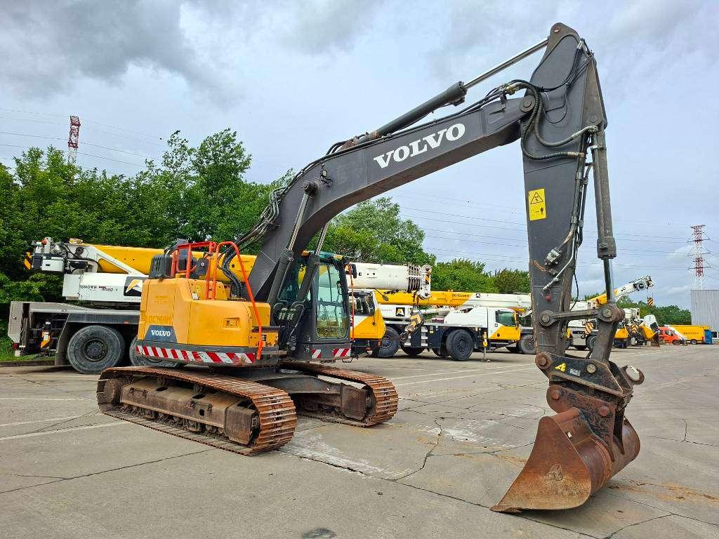 Volvo ECR 235 EL (+3 Buckets) Photo 3