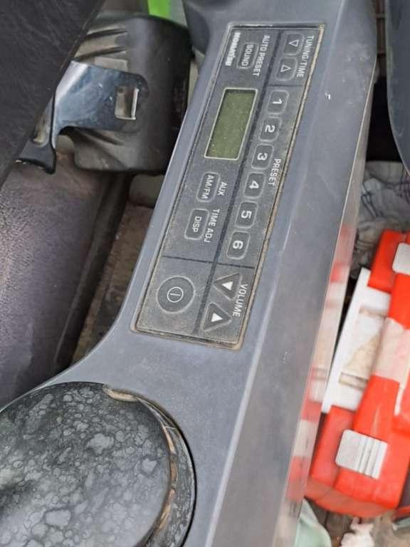 Komatsu PC490LC-11 Photo 16