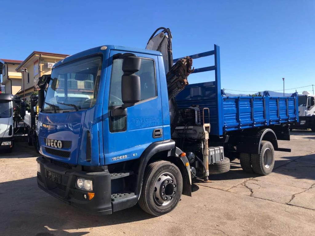 Iveco EUROCARGO 150E25P Photo 23