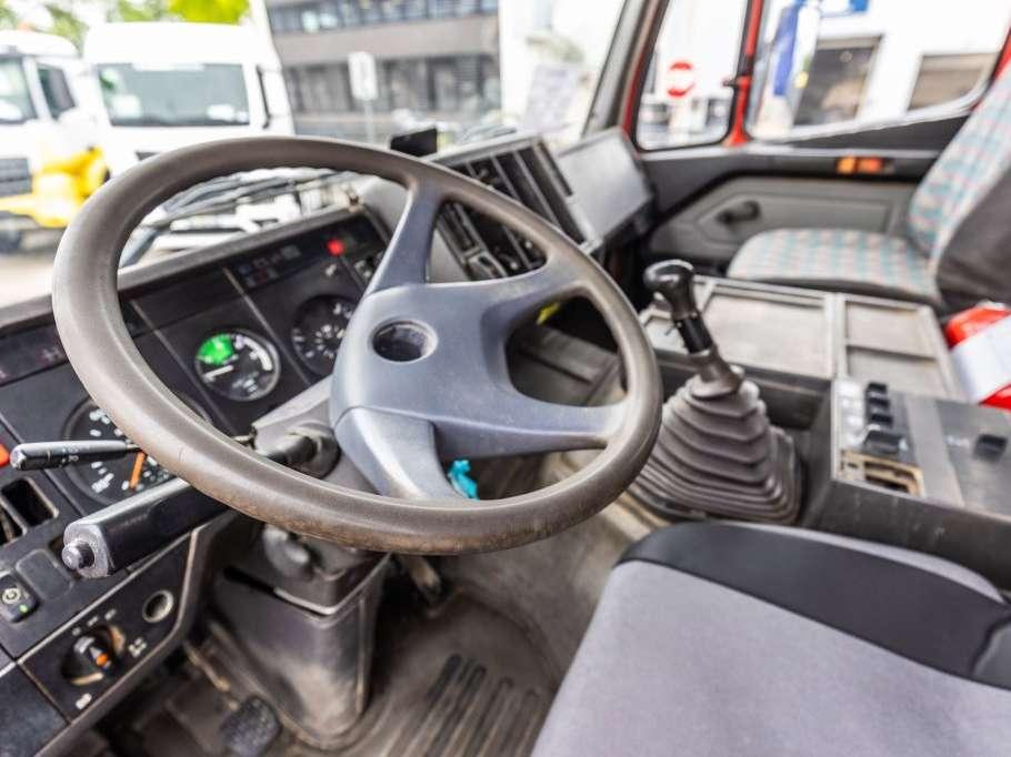 Mercedes-Benz SK 2639 (2638) AK Photo 22