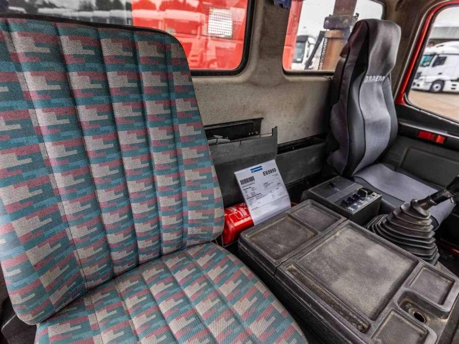 Mercedes-Benz SK 2639 (2638) AK Photo 26