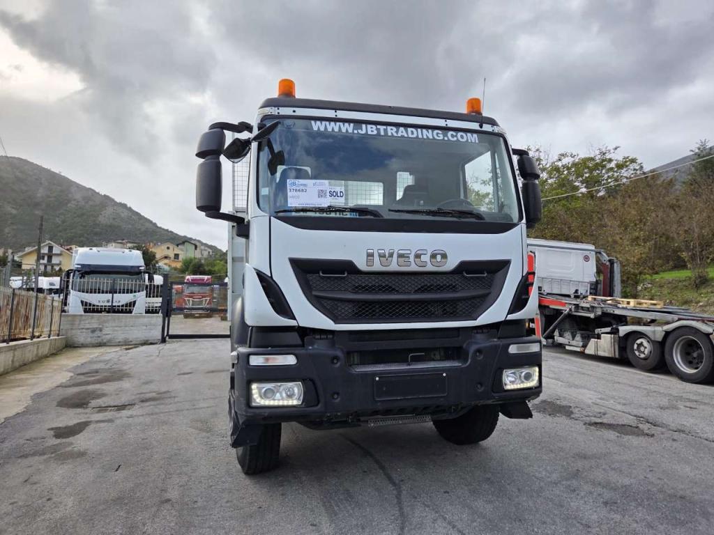 Iveco TRAKKER AD 260T36 Photo 21