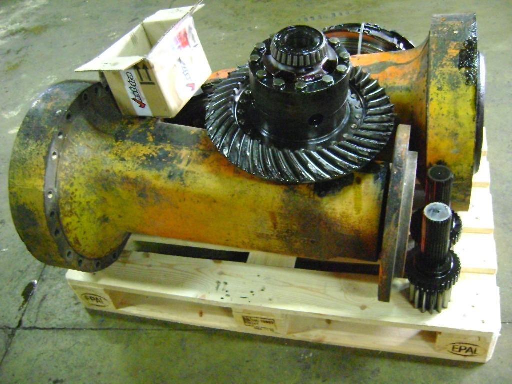 Rear axle for Fiat Hitachi W 270 Photo 3