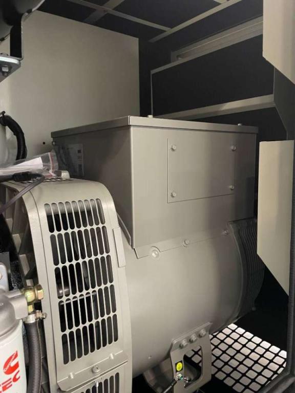Cummins 4BTA3.9-G11 - 88 kVA Generator - DPX-19834 Photo 15