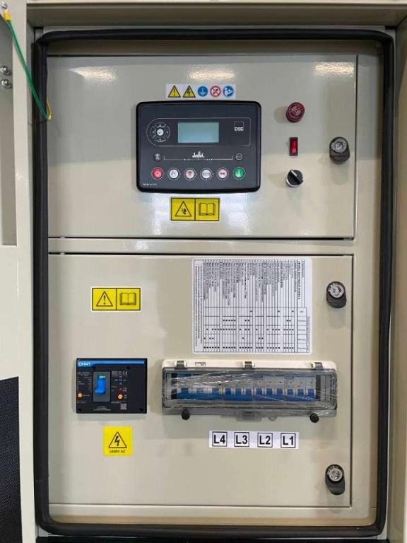 Cummins 4BTA3.9-G11 - 88 kVA Generator - DPX-19834 Photo 17