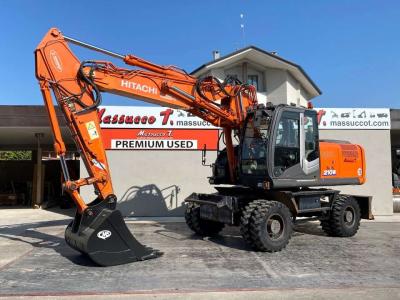 Hitachi ZX210W-3 sold by Massucco T. Srl