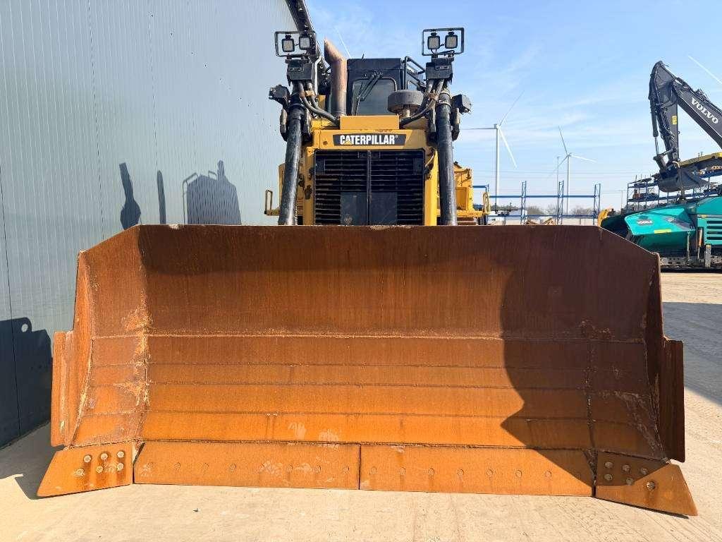 Caterpillar D6T XL Photo 14