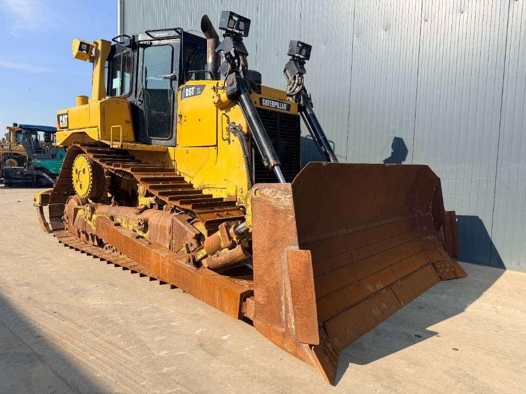 Caterpillar D6T XL Photo 4