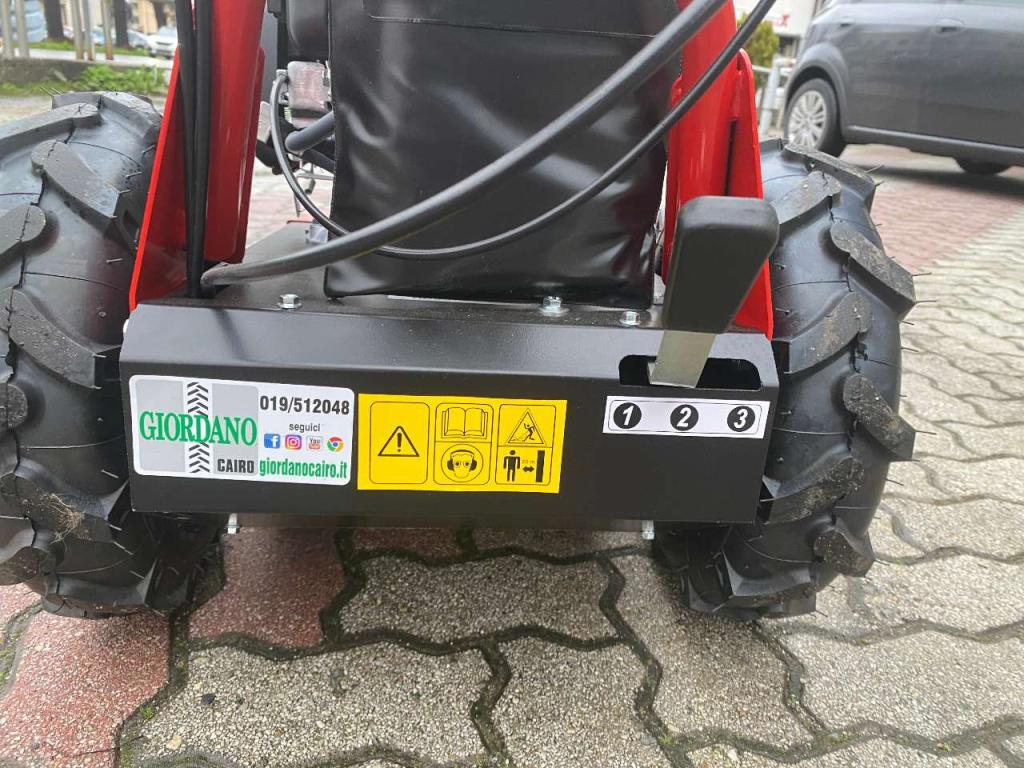 Tekna TR 70 HONDA - TESTINA 6 FILI - RUOTE MOTRICI PNEUMATICHE Photo 11