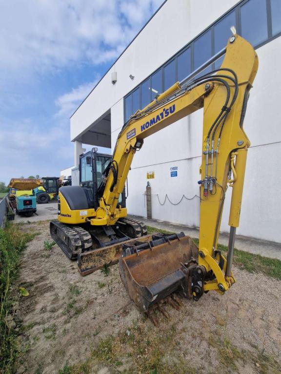 Komatsu PC55MR-5E0 Photo 8
